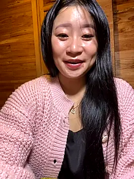 violet-00 online show from 11/13/25, 12:53