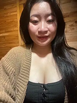 violet-00 online show from 02/25/26, 01:55