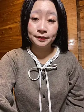 violet-00 online show from 11/14/25, 01:09