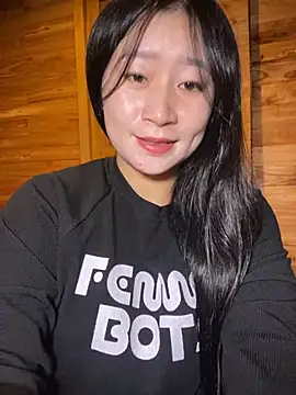 violet-00 online show from 11/04/25, 04:49