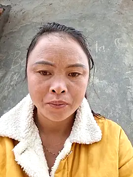 xuxulovezz online show from 11/07/25, 01:10