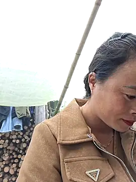 xuxulovezz online show from 02/18/26, 02:09