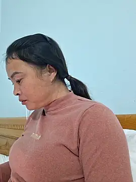 xuxulovezz online show from 01/14/26, 12:09