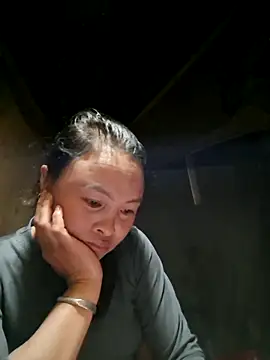 xuxulovezz online show from 11/05/25, 12:52