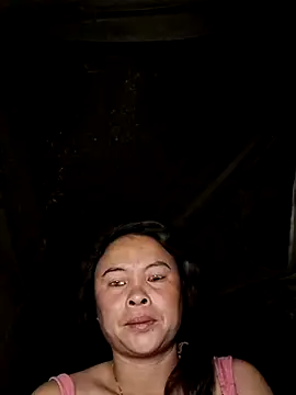 xuxulovezz online show from 10/24/25, 09:03