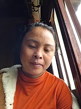 xuxulovezz online show from 11/08/25, 01:42