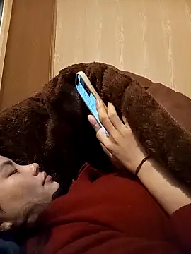 Snapshot of Suny_babyy chatting on 12/01/25, 04:13 Suny babyy online show from 12/01/25, 04:13