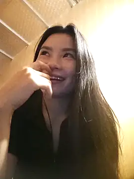 Snapshot of Suny_babyy chatting on 11/16/25, 02:27 Suny babyy online show from 11/16/25, 02:27