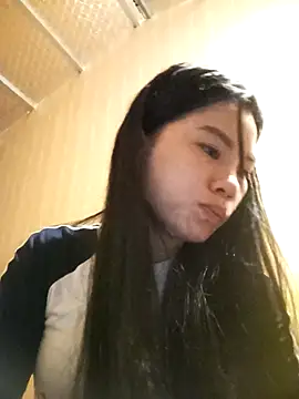 Snapshot of Suny_babyy chatting on 11/12/25, 02:15 Suny babyy online show from 11/12/25, 02:15