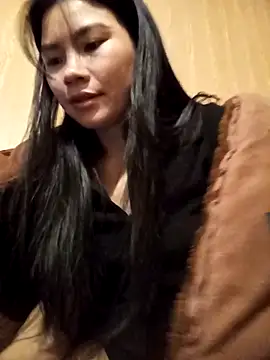 Snapshot of Suny_babyy chatting on 11/17/25, 02:37 Suny babyy online show from 11/17/25, 02:37