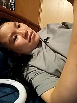 Suny babyy online show from 04/18/26, 01:02