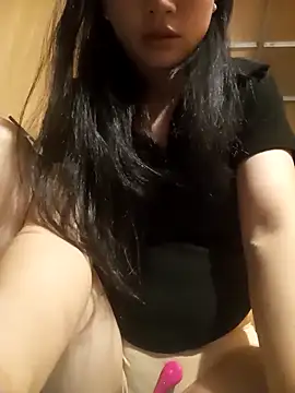 Snapshot of Suny_babyy chatting on 10/03/25, 06:42 Suny babyy online show from 10/03/25, 06:42