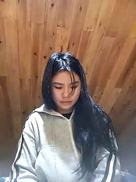 Snapshot of Suny_babyy chatting on 11/03/25, 02:06 Suny babyy online show from 11/03/25, 02:06