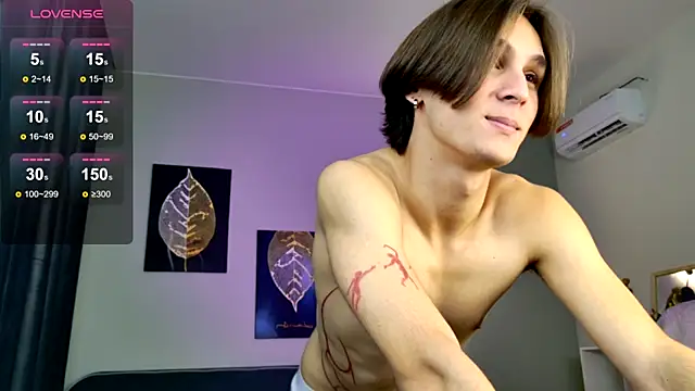 CleoStringer online show from 11/23/25, 06:34