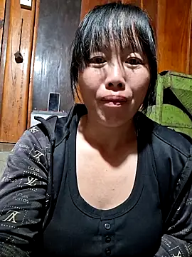 Snapshot of helenzz chatting on 11/07/25, 01:26 helenzz online show from 11/07/25, 01:26