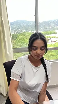 Selene Wings22 online show from 02/05/26, 09:54