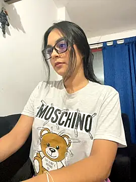 Selene Wings22 online show from 11/16/25, 01:54