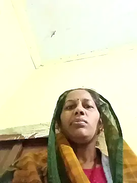 Snapshot of Rupali_ji chatting on 02/06/26, 11:12 Rupali ji online show from 02/06/26, 11:12