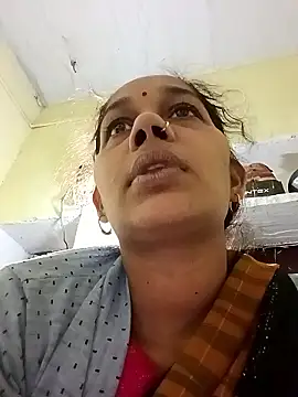 Snapshot of Rupali_ji chatting on 02/06/26, 09:49 Rupali ji online show from 02/06/26, 09:49