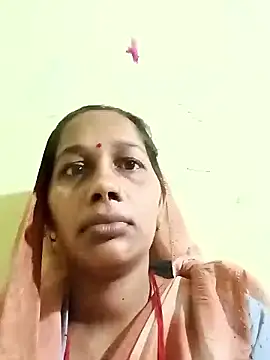 Snapshot of Rupali_ji chatting on 02/19/26, 08:06 Rupali ji online show from 02/19/26, 08:06