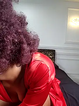 Zola Nooryi online show from 12/17/25, 07:41