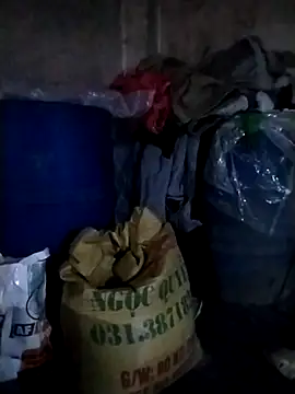 Snapshot of abigail-00 chatting on 11/22/25, 10:30 abigail-00 online show from 11/22/25, 10:30