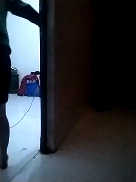 Snapshot of abigail-00 chatting on 11/09/25, 01:48 abigail-00 online show from 11/09/25, 01:48