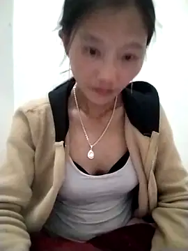 Snapshot of abigail-00 chatting on 11/27/25, 08:42 abigail-00 online show from 11/27/25, 08:42