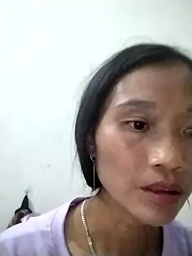 Snapshot of abigail-00 chatting on 10/14/25, 11:55 abigail-00 online show from 10/14/25, 11:55