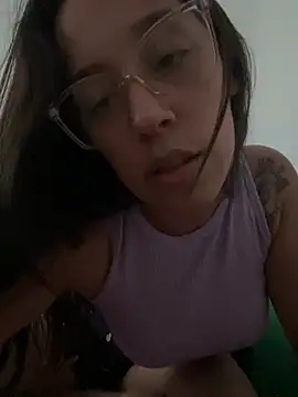 Snapshot of Eve2499 chatting on 01/31/26, 09:46 Eve2499 online show from 01/31/26, 09:46