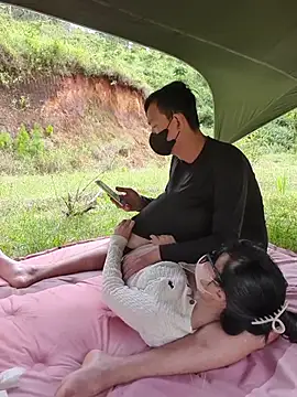 helen-my online show from 10/24/25, 03:38