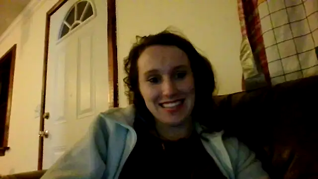 brunettebabexo3 online show from 12/01/25, 06:47