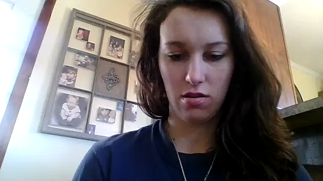 brunettebabexo3 online show from 01/18/26, 07:50