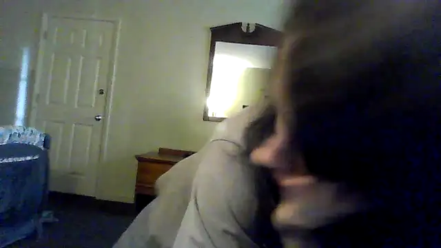 brunettebabexo3 online show from 02/05/26, 07:04