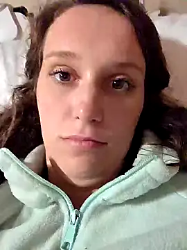 brunettebabexo3 online show from 10/23/25, 05:39