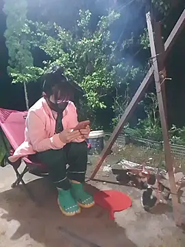 Helen-Tran online show from 10/26/25, 01:33