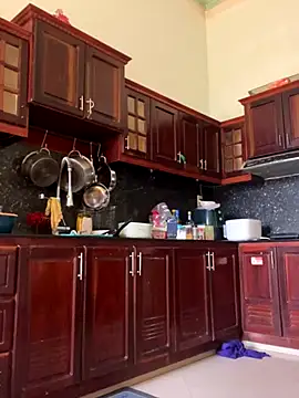 Helen-Tran online show from 10/06/25, 03:29