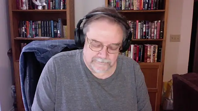 Vinyl22xh online show from 04/11/26, 12:07