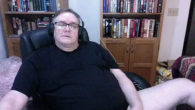 Vinyl22xh online show from 05/27/26, 03:03