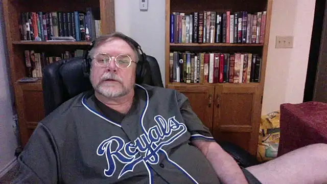 Vinyl22xh online show from 03/15/26, 05:03