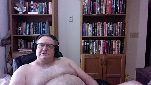 Snapshot of Vinyl22@xh chatting on 07/19/26, 06:48 Vinyl22xh online show from 07/19/26, 06:48