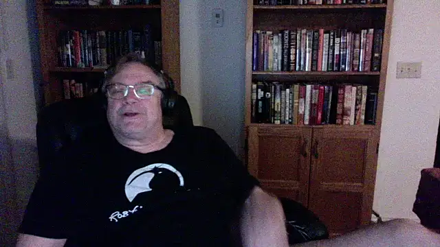 Vinyl22xh online show from 05/08/26, 01:31