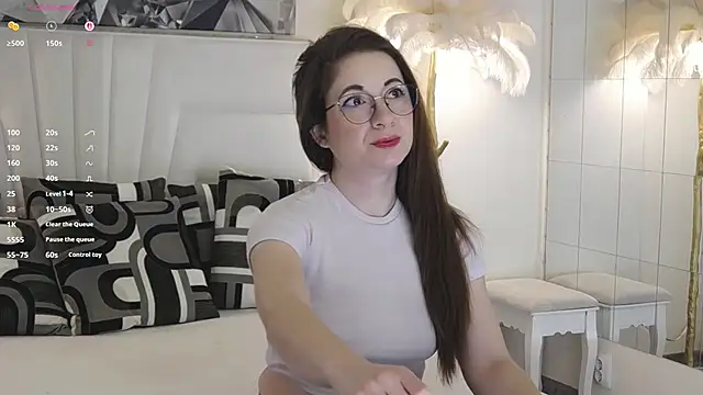 JennaClover online show from 05/08/26, 05:00