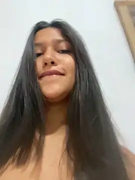 graziele00 online show from 09/30/25, 10:54