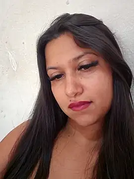 graziele00 online show from 11/15/25, 11:03