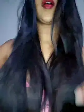 graziele00 online show from 05/20/26, 11:40