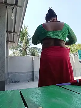 reya743 online show from 02/09/26, 07:28