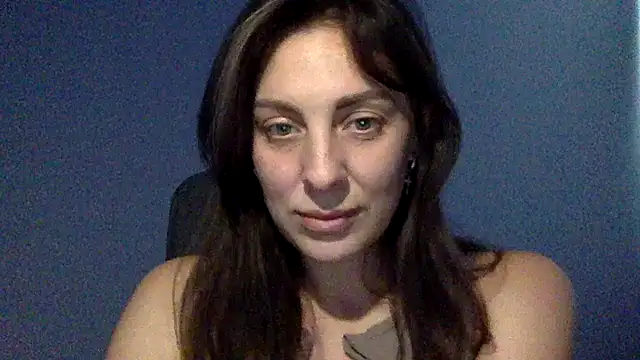 Snapshot of Myronell chatting on 10/01/25, 09:03 Myronell online show from 10/01/25, 09:03