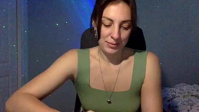 Snapshot of Myronell chatting on 10/06/25, 11:00 Myronell online show from 10/06/25, 11:00