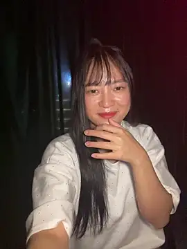 Snapshot of Be_xinh chatting on 10/01/25, 03:49 Be xinh online show from 10/01/25, 03:49